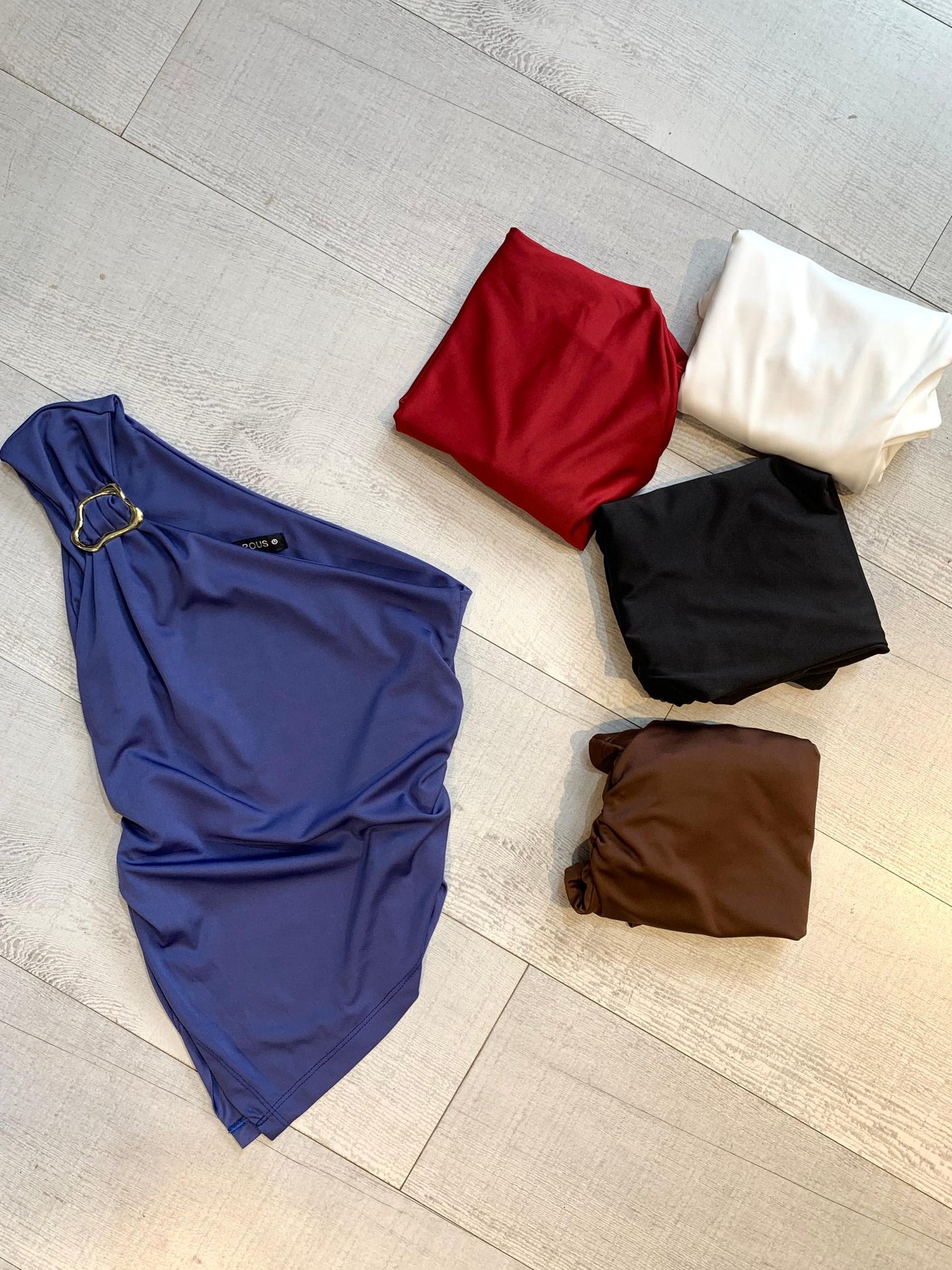 BLUSA KAROL CON HEBILLA