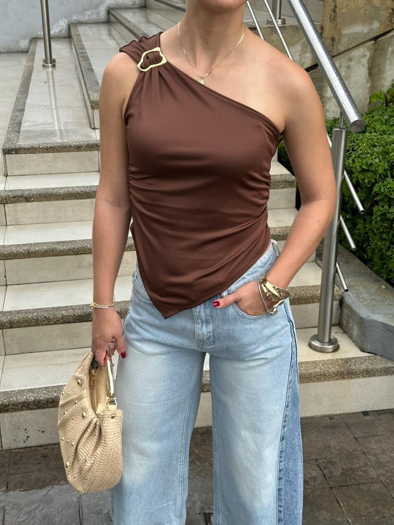 BLUSA KAROL CON HEBILLA