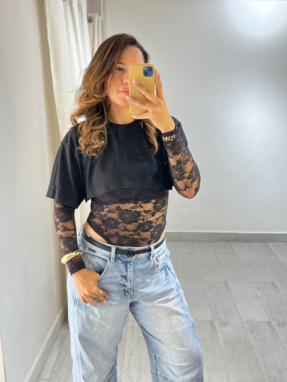 BODY ENCAJE + TSHIRT CORTA