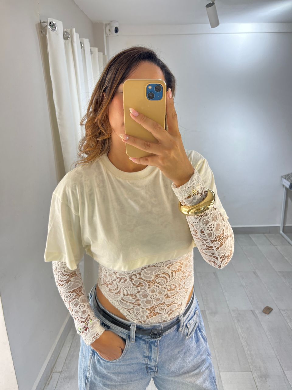 BODY ENCAJE + TSHIRT CORTA