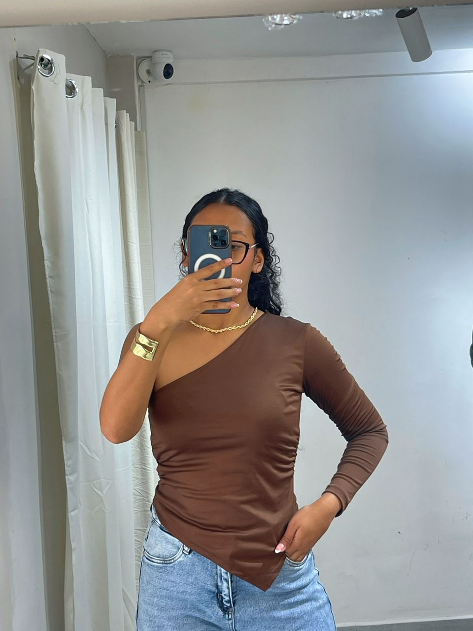 BLUSA KAROL UNA MANGA